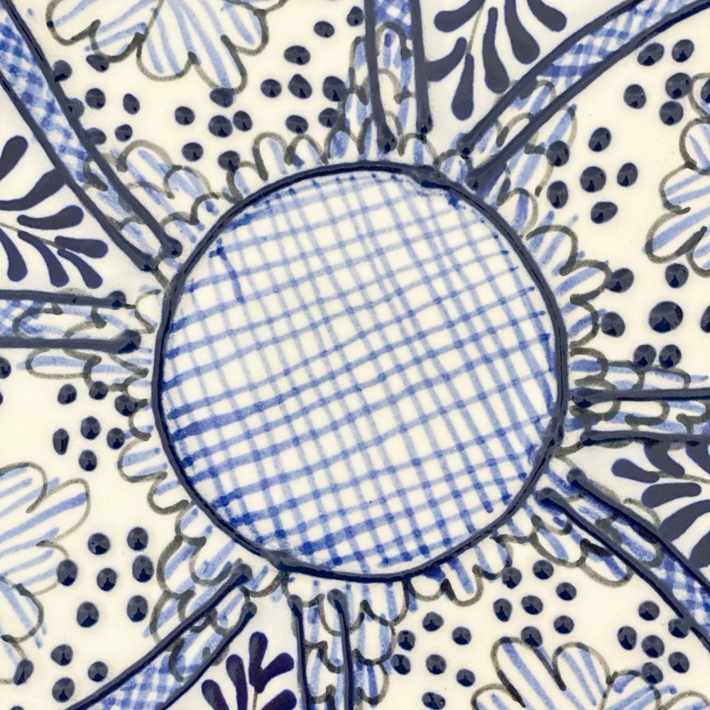 Hand-Painted Mexican Talavera-Style Plate - Blue & White - 10” - Picture 3 of 9